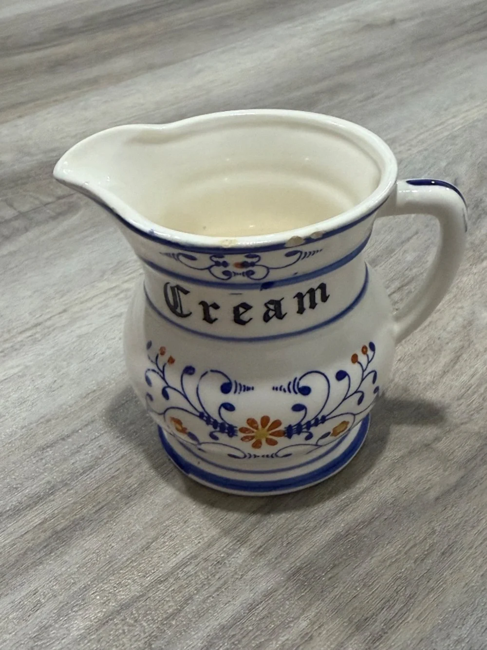 Royal Sealy vintage royal